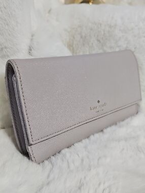 kate spade Lavender Saffiano New York Phoenix Wallet